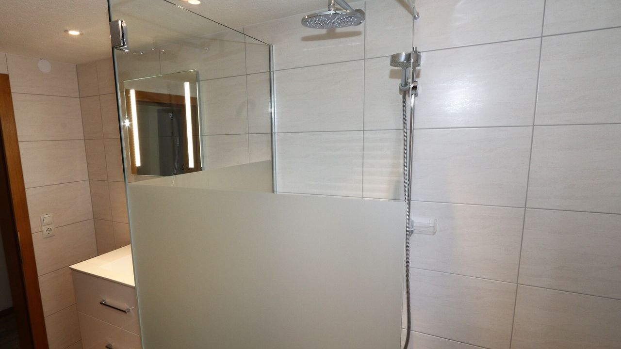 BathRoom BathRoom